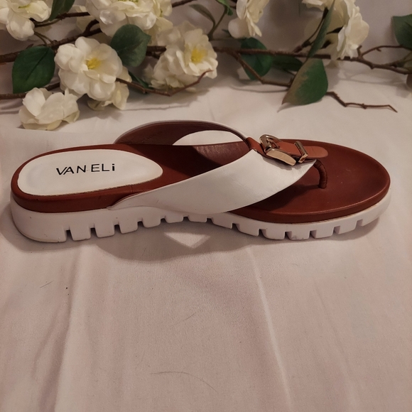 vaneli flat sandals